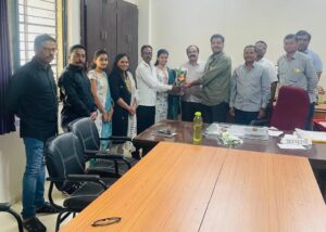 रावेर महाविद्यालयाची इंग्रजी विभागाची ऐतिहासिक भरारी!