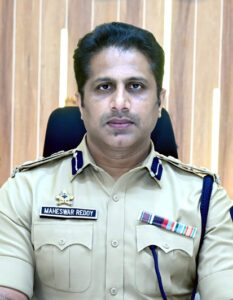 Dr.Maheshwar Reddy saheb ,D.S.P JALGAON