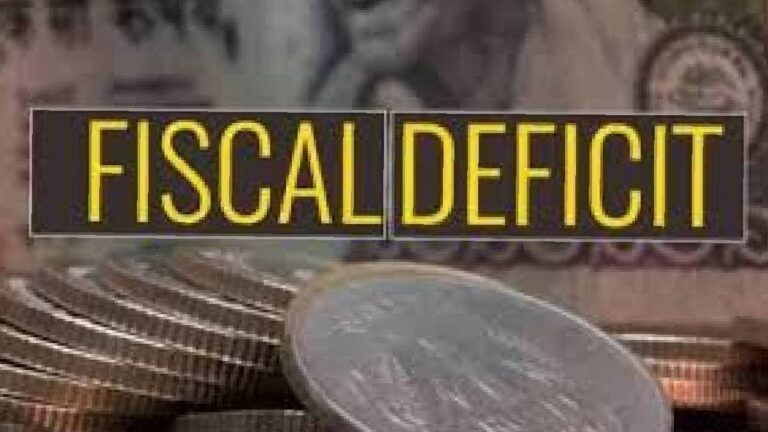 Fiscal Deficit : अर्थव्यवस्था तिमाहीत भरधाव, पण सरकारवर तुटीचा भार वाढल्याचे आकडेवारीचा संकेत|