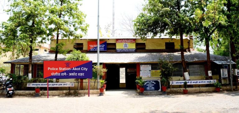 पोलीस अधीक्षकांच्या ऑपरेशन प्रहार, कुठे आहे अकोट विभागांत ,.?  अकोट तालुक्यात अवैध धंद्यांचा सुळसुळाट – प्रशासन आणि लोकप्रतिनिधी ठरत आहेत निसक्रिय..?  