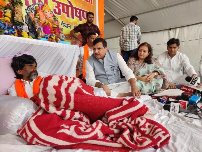 दिल्ली आम आदमी पक्षाचे राष्ट्रीय प्रांतीय राज्यसभेचे सदस्य संजय सिंह यांचे मत आहे की   सरकारने विद्यमान ओबीसी आरक्षणाशी छेडछाड न करता तोडगा काढला पाहिजे.
