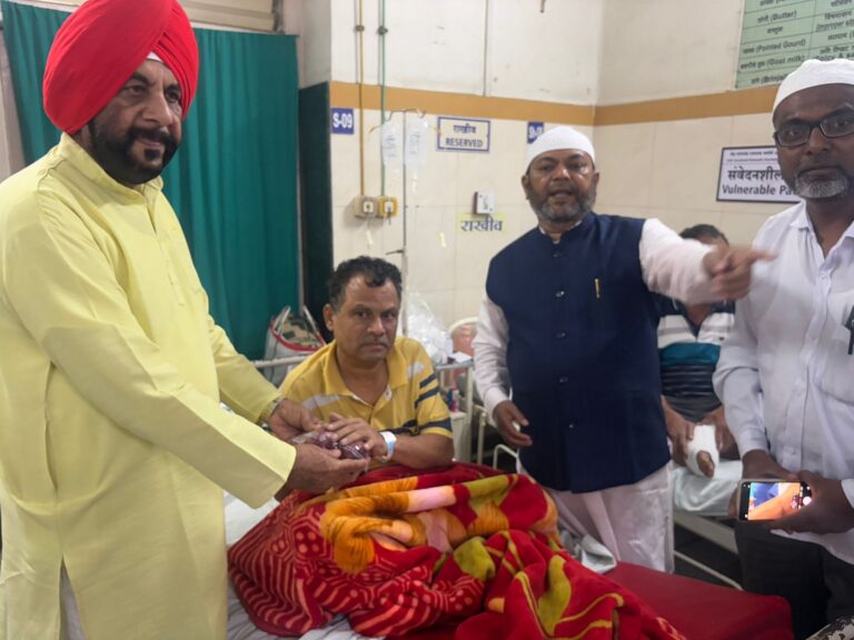 ईद-ए-मिलाद निमित्त महाराष्ट्र मुस्लिम फ्रंटच्या वतीने रुग्णांना फळ वाटप, ख्रिश्चन अनाथ आश्रमामध्ये अन्नदान कार्यक्रम संपन्न,