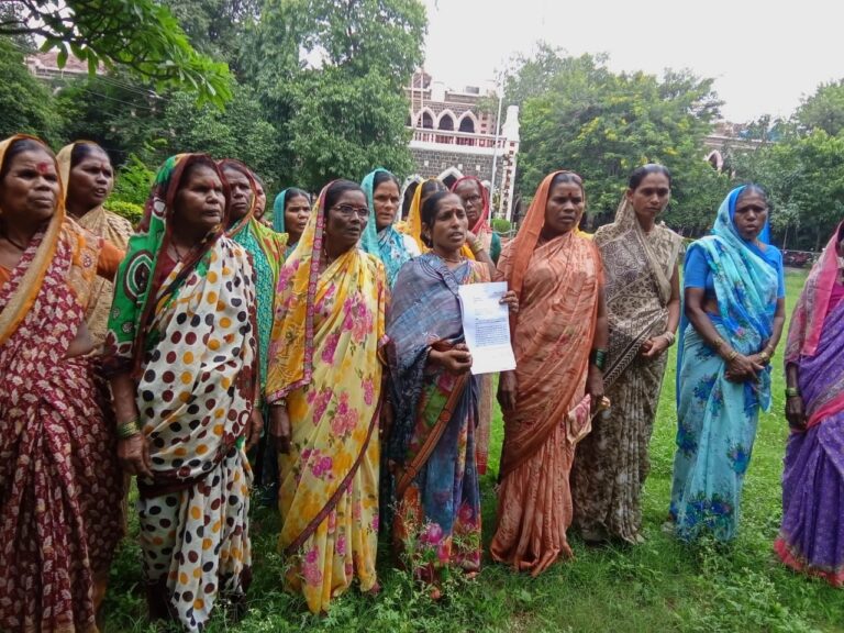   शेळावे गावातील गोरगरिबांची रोजगार हमी, घरकुल व शासकीय योजनांमधील निधी हडप,  जातीवाचक शिवीगाळ, धमक्या व शासकीय अधिकाऱ्यांच्या संगनमताने झालेली फसवणूक