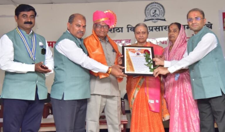 निवृत्त मुख्याध्यापक फेगडे यांना रोटरी क्लबचा जीवन गौरव पुरस्कार जाहीर.