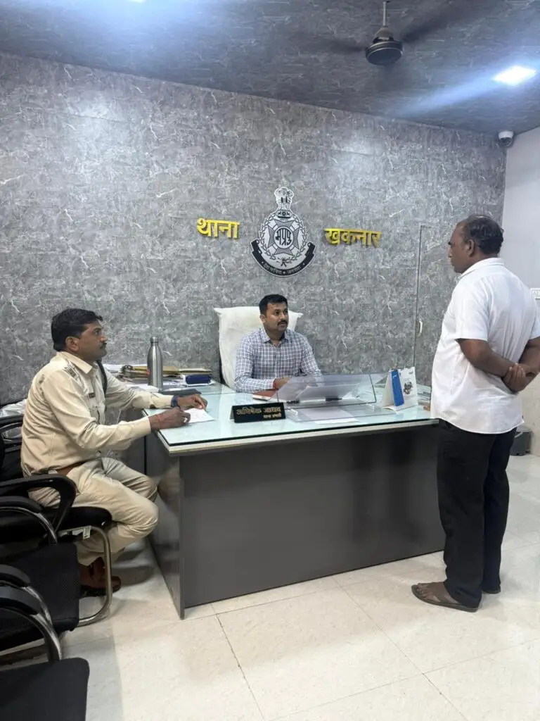 ” खाकनार पोलीस ठाण्यात बीएनएस अंतर्गत गुन्हा “नायब तहसीलदार खाकनार यांच्या स्वाक्षरीची बनावट करून बनावट मृत्यू प्रमाणपत्र –