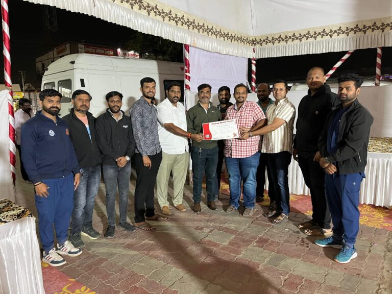 वरवंड येथे सरनोत फुड्स च्या वतीने भव्य रक्तदान शिबिर संपन्न,