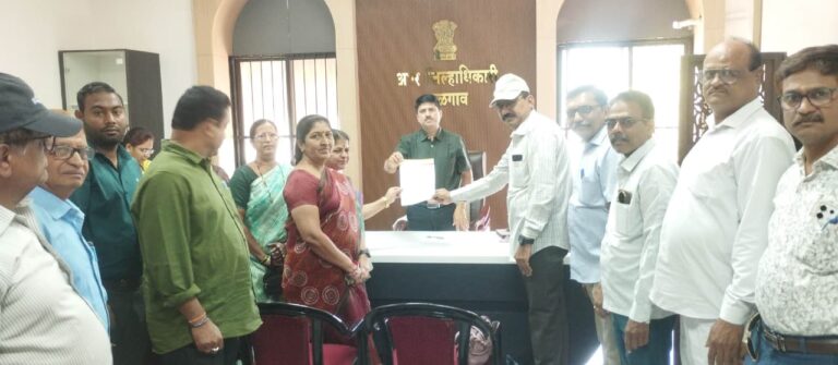 वडगावपान येथील ऍसिड हल्ल्याचा सुवर्णकार समाजाकडून तीव्र निषेध; जिल्हाधिकाऱ्यांना निवेदन