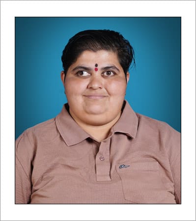 अकोटमध्ये सर्वांच्या मदतीला धावणारे व्यक्तिमत्व — रेणुका देशमुख (मॅडम)